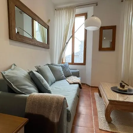 1 Bed With Private Courtyard *