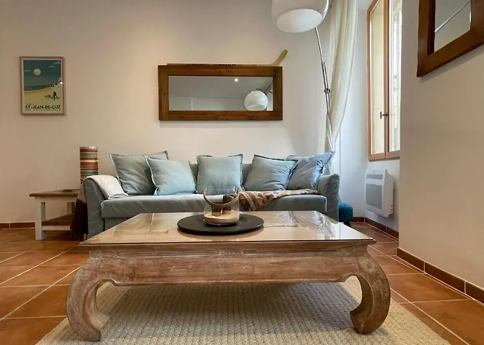 Apartment 1 Bed With Private Courtyard *